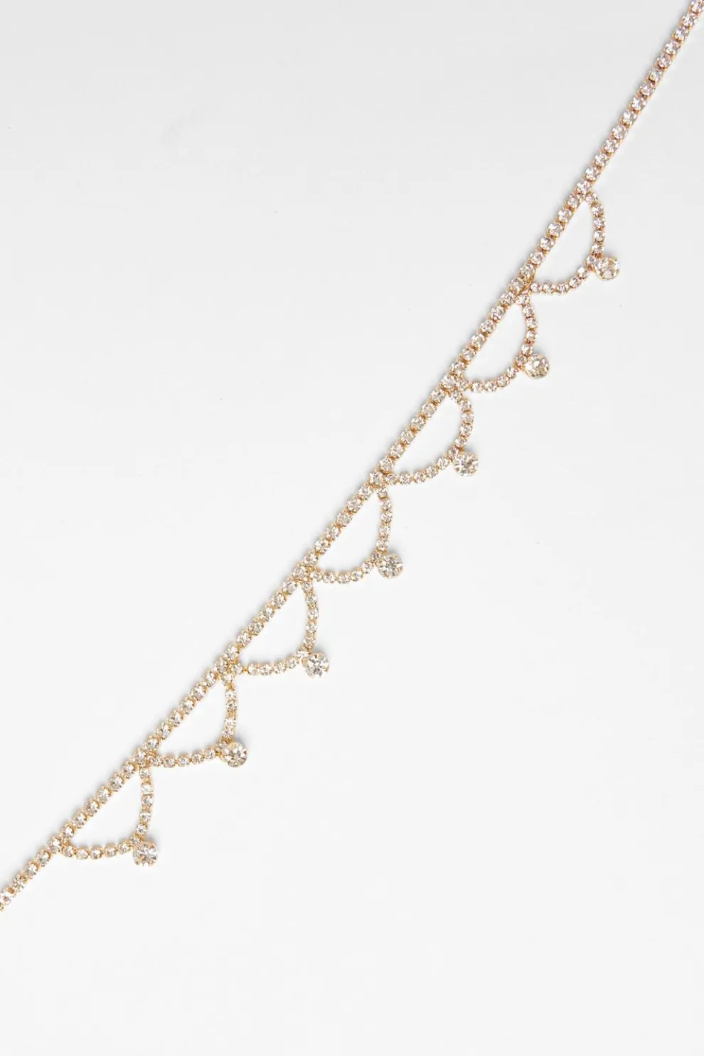 Gold Diamante Scalloped Choker