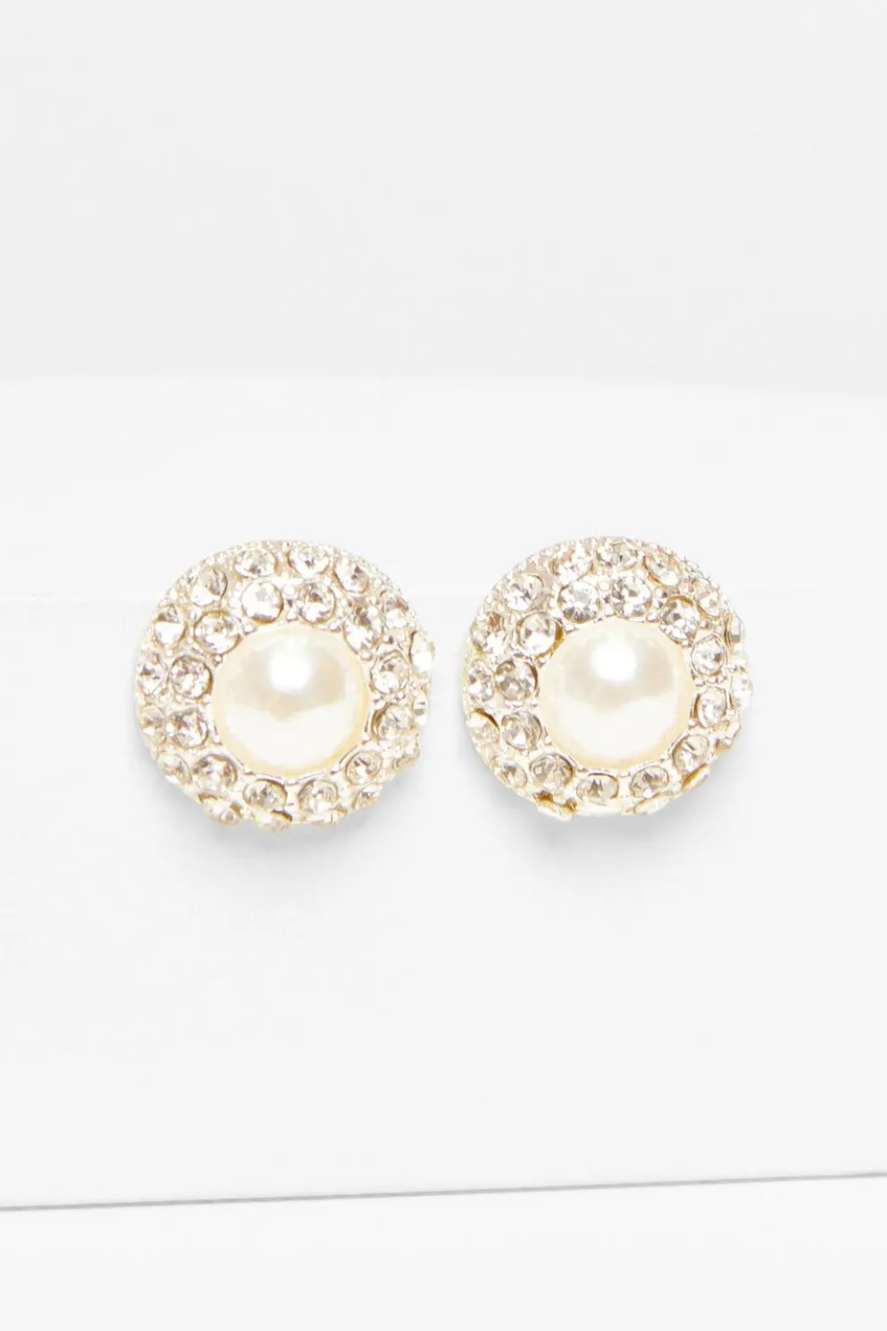 Pearl Diamante Circle Stud Earring