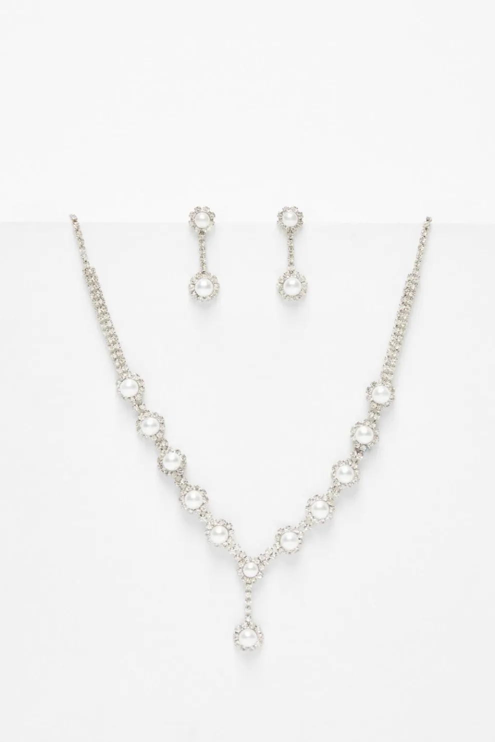 White Diamante Pearl Jewellery Set