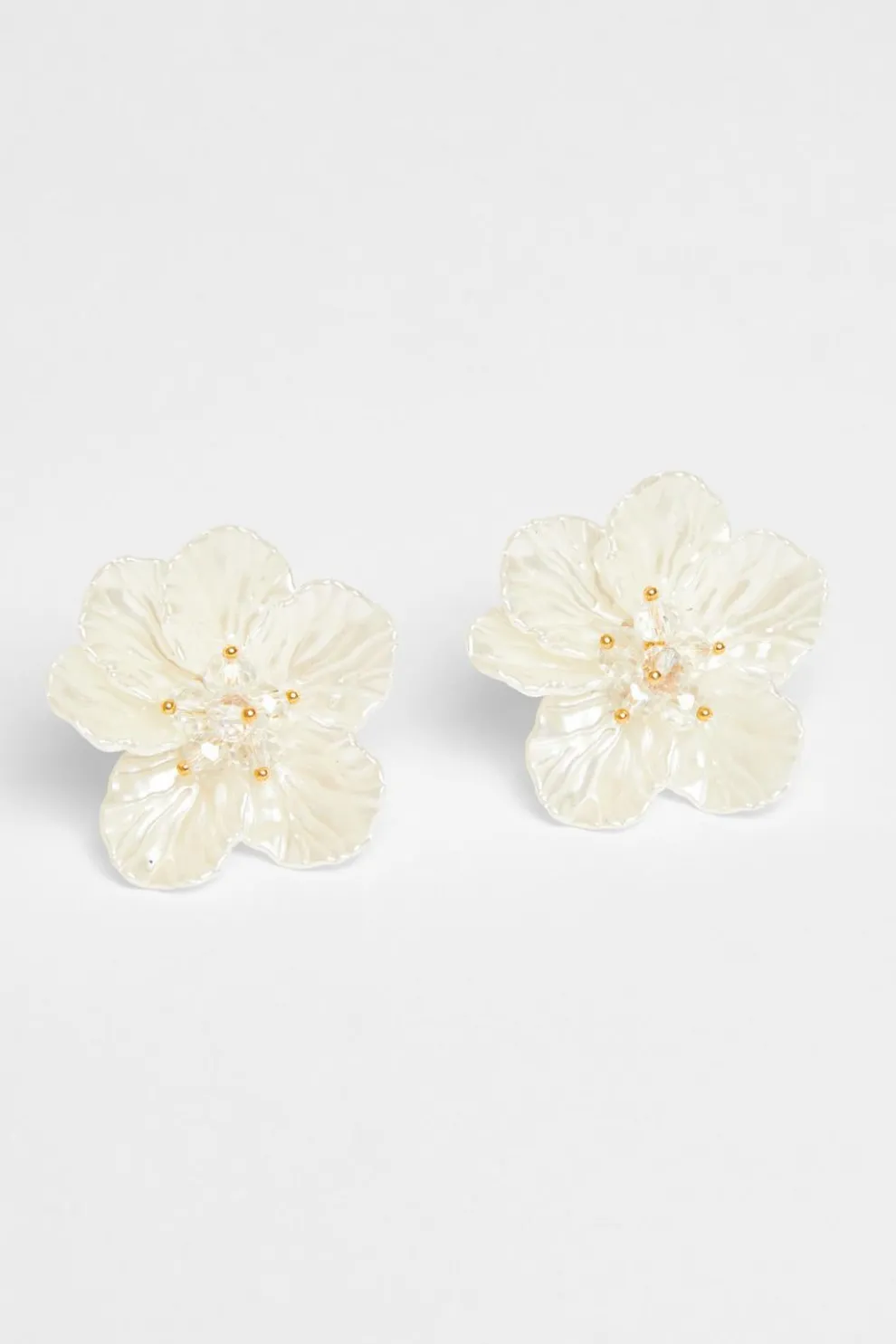 White Floral Stud Earrings