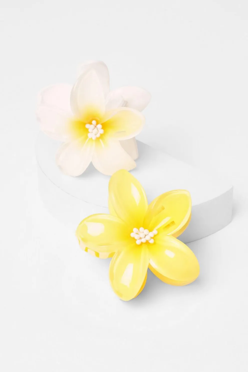 Yellow Flower Hair Claw Set